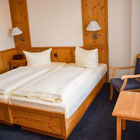 Hotel Bergwiesen - Zimmer Mit Balkon Oder Terasse Lohr Εξωτερικό φωτογραφία