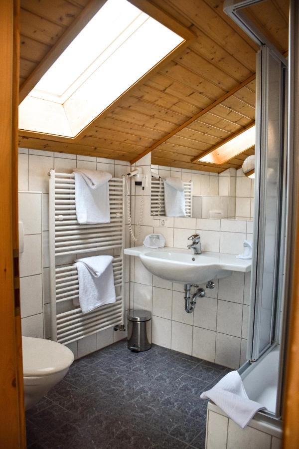 Hotel Bergwiesen - Zimmer Mit Balkon Oder Terasse Lohr Εξωτερικό φωτογραφία