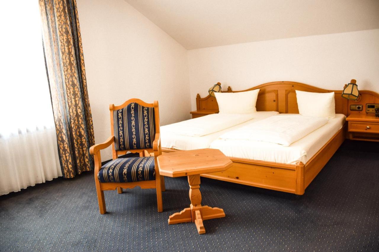 Hotel Bergwiesen - Zimmer Mit Balkon Oder Terasse Lohr Εξωτερικό φωτογραφία
