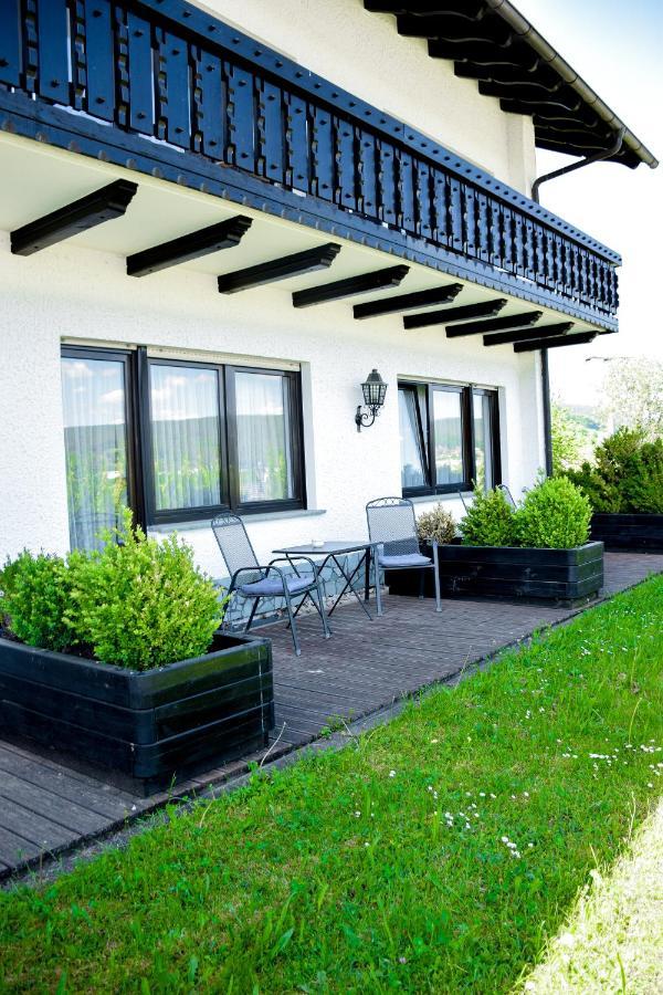 Hotel Bergwiesen - Zimmer Mit Balkon Oder Terasse Lohr Εξωτερικό φωτογραφία